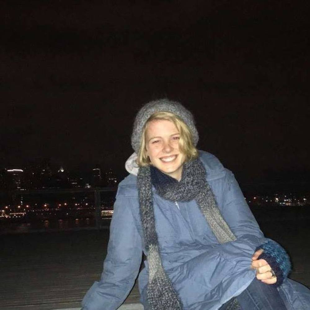 Meet your Posher, Madeline